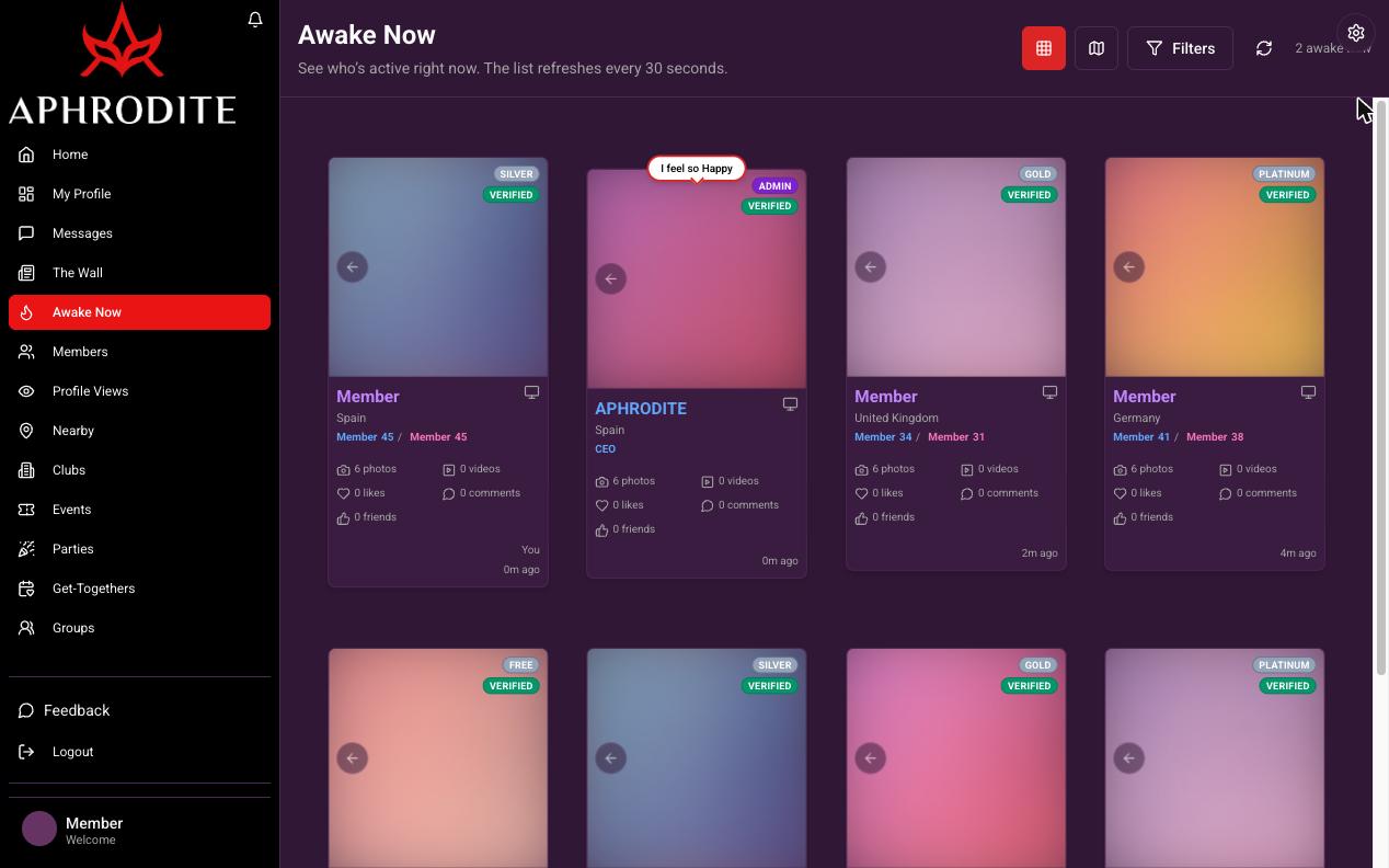 Awake Now — who is awake right now, refreshed every 30 seconds.